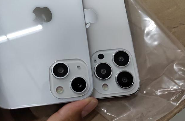 改则苹果手机维修分享iPhone 13‌机模长什么样 